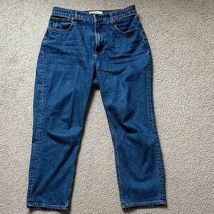 Abercrombie & Fitch Women's Dark Wash Ankle Straight ultra high rise Curve Love